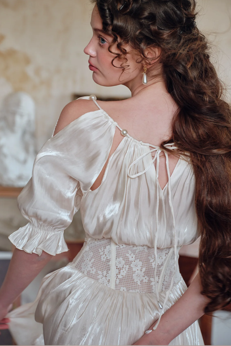 Anastasia Lace Dress - Ivory Pearl Lus Deluné