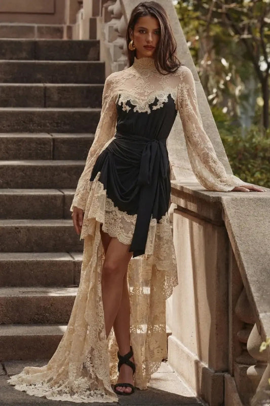 Ethereal Lace Gown - Black Champagne Lus Deluné