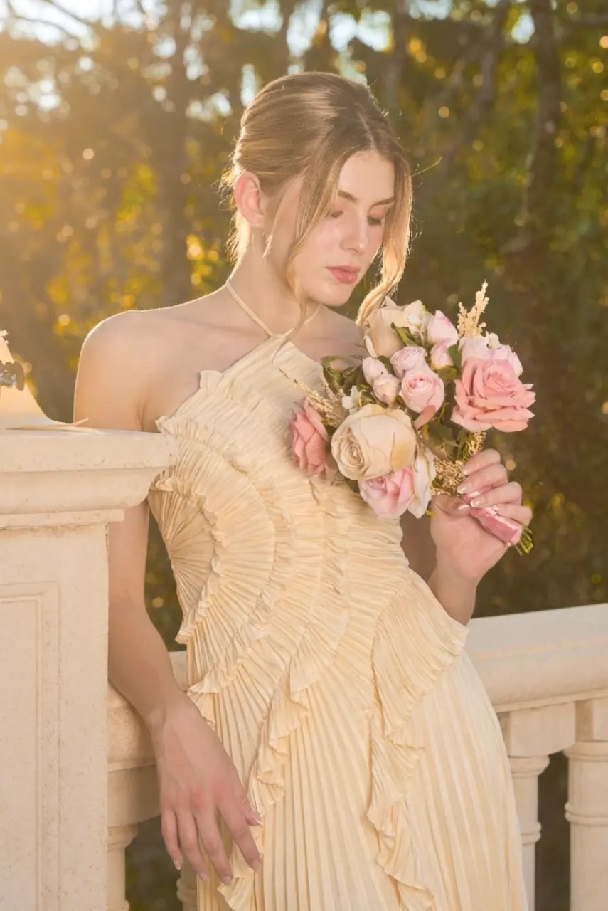 Aurora Pleated Gown ??Buttercream Yell Lus Deluné