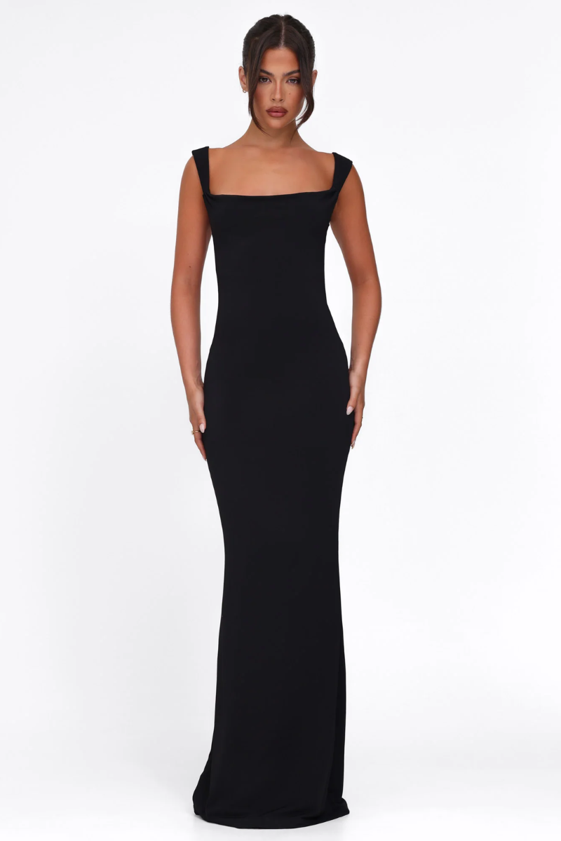 Isolde Backless Gown - Midnight Black Lus Deluné