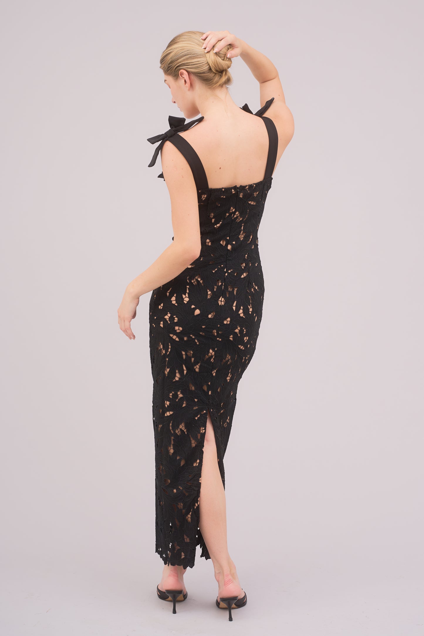 Daisy Bow Strap Dress – Black