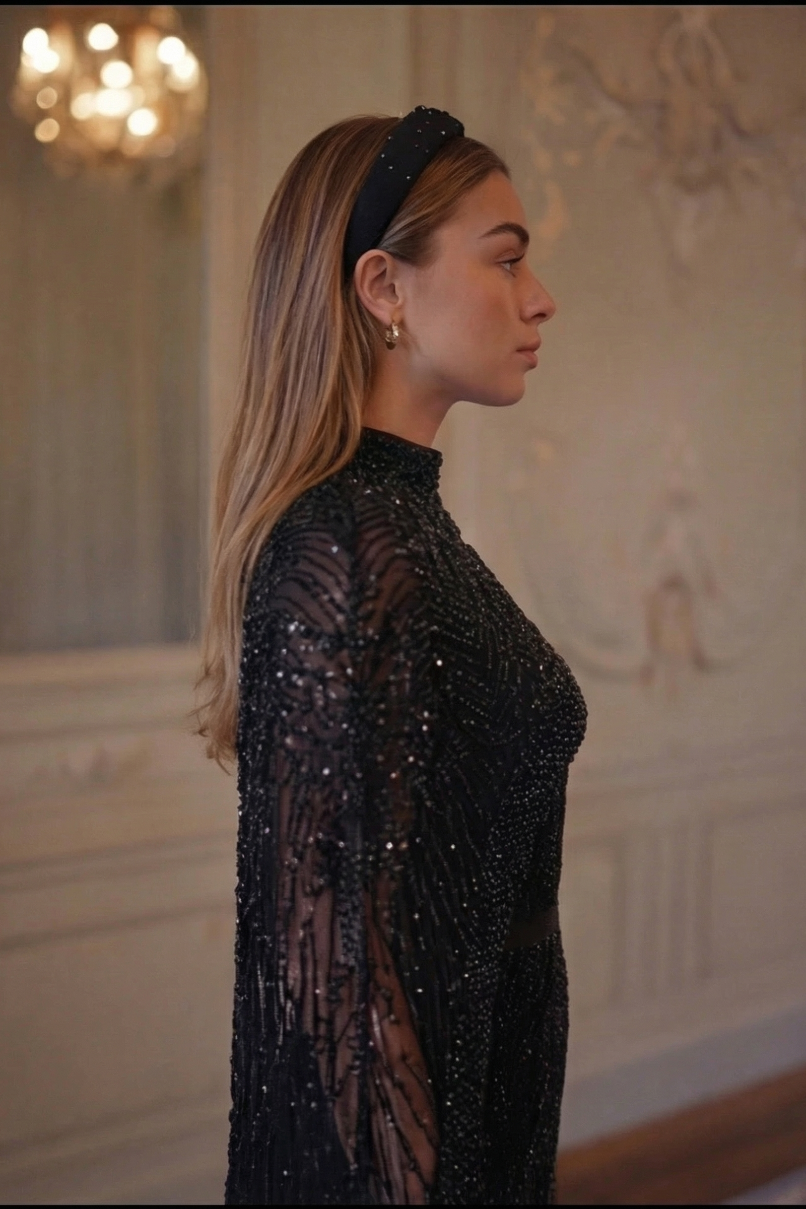 Noir Cape Gown - Jet Black Lus Deluné