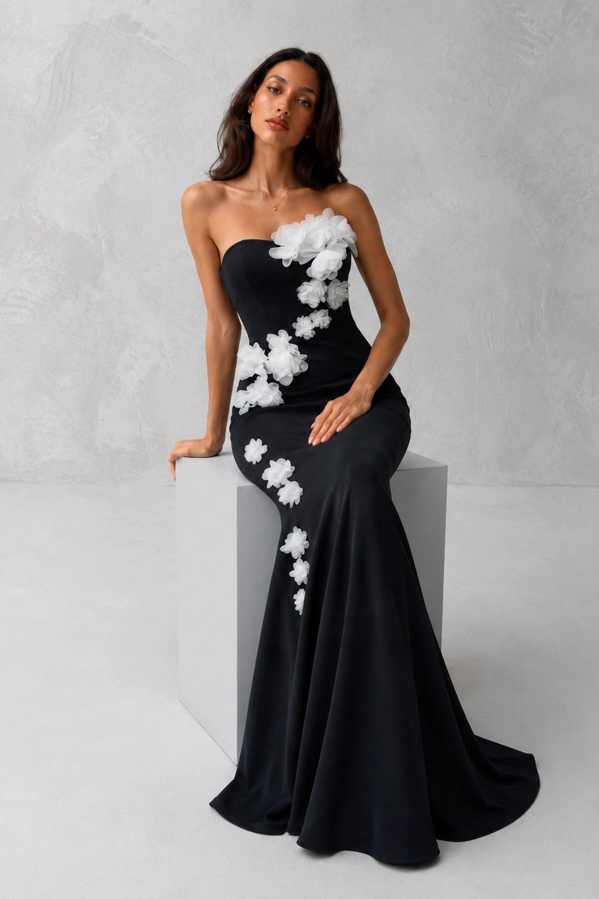 Noir Bloom Strapless Mermaid Gown — Midnight Black Lus Deluné